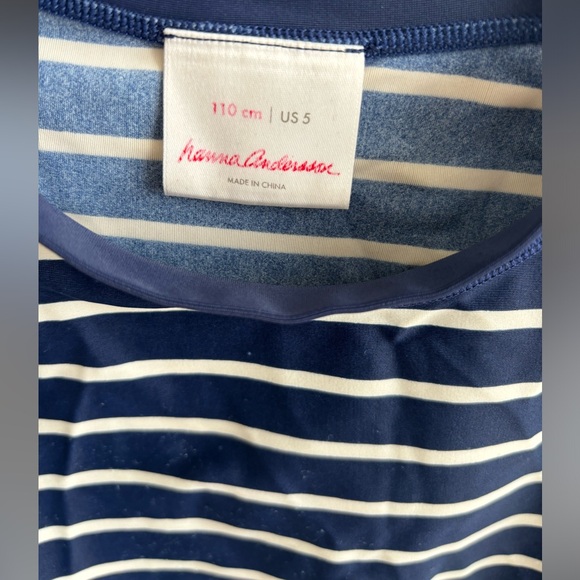 Hanna Andersson Rash Guard - Picture 3 of 5